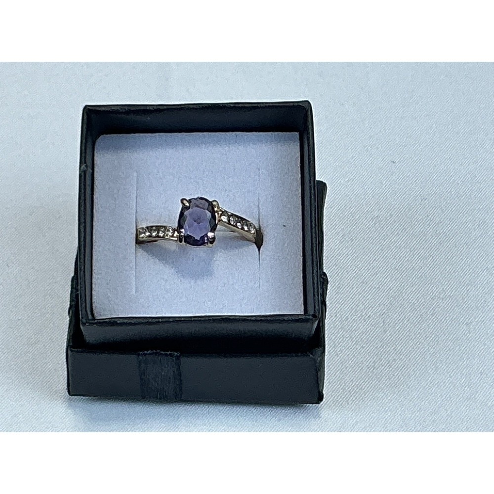 Gold Tone Purple‎ Oval Stone Ring Size 6.5 Costume Jewelry Engagement Style